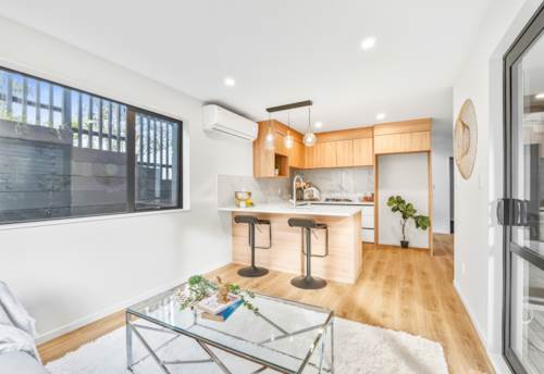 West Harbour, Smart Design & Affordable in West Harbour, Property ID: 920401 | Barfoot & Thompson