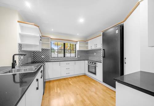 West Harbour, Australia Bound - Must Be Sold!, Property ID: 919374 | Barfoot & Thompson