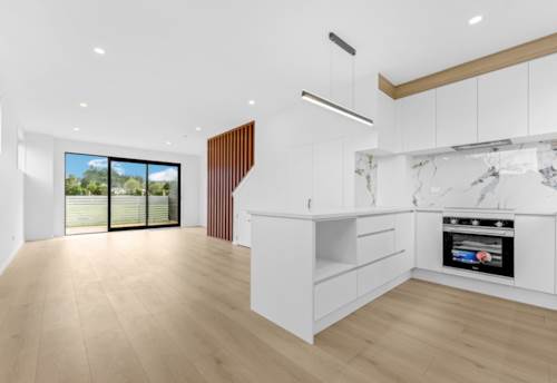 Alfriston, OFFERS PLEASE for New Corner 3 beds near Flat bush, Property ID: 920347 | Barfoot & Thompson