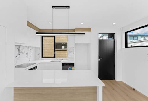 Alfriston, OFFERS PLEASE for New Corner 3 beds near Flat bush, Property ID: 920347 | Barfoot & Thompson