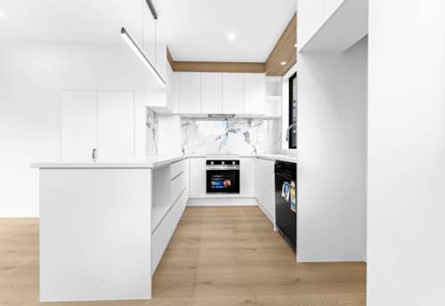 Alfriston, OFFERS PLEASE for New Corner 3 beds near Flat bush, Property ID: 920347 | Barfoot & Thompson