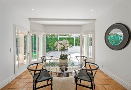 Devonport, Large and Majestic in Cheltenham with Beach Access, Property ID: 920192 | Barfoot & Thompson