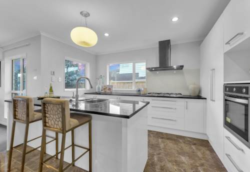 Flat Bush, SOLD - Sunny, Spacious, Superb Family Living, Property ID: 920018 | Barfoot & Thompson