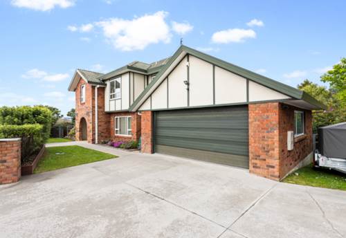 West Harbour, Simply The Best!, Property ID: 921121 | Barfoot & Thompson