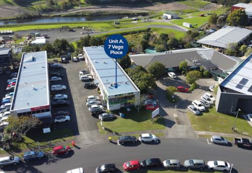 Unit A/7 Vega Place, Mairangi Bay - commercial property for sale {2 of 5}
