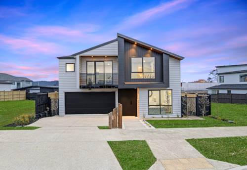 Karaka, NEW 8 bedrooms + U = Catalina number 9 by the sea., Property ID: 921379 | Barfoot & Thompson