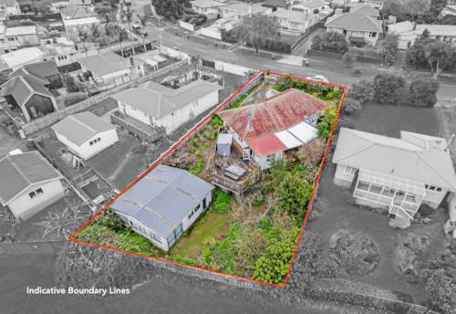 Pakuranga Heights, Perfect for Families or Investors!, Property ID: 921512 | Barfoot & Thompson