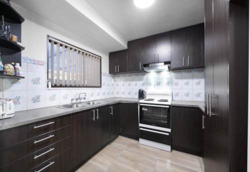 Papakura, Entry-Level Excellence: Modern Living in Papakura, Property ID: 920814 | Barfoot & Thompson