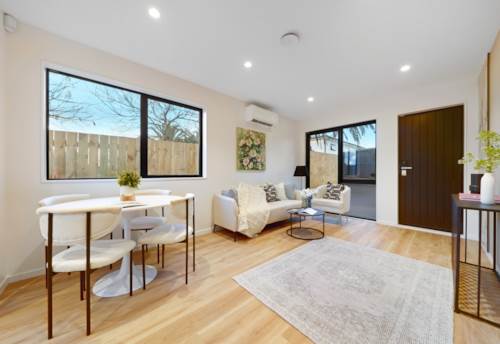 Mangere, CCC & Titles Issued – Ready to Move In!, Property ID: 913115 | Barfoot & Thompson