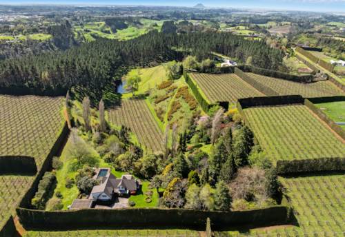 Pyes Pa, Lifestyle Grandeur - Serenity And Style, Property ID: 920565 | Barfoot & Thompson