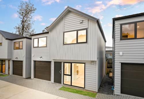West Harbour, Modern Standalone Living in the Heart of West Harb, Property ID: 920389 | Barfoot & Thompson