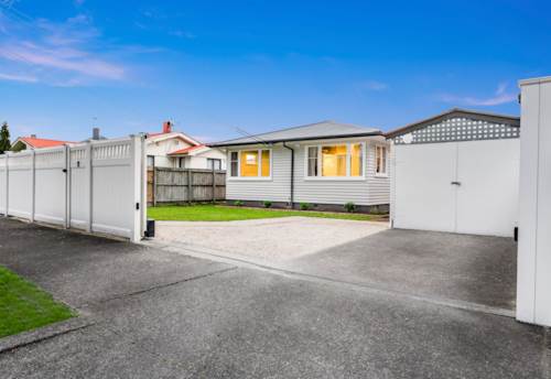 Pt England, Renovated Weatherboard Gem!, Property ID: 922242 | Barfoot & Thompson