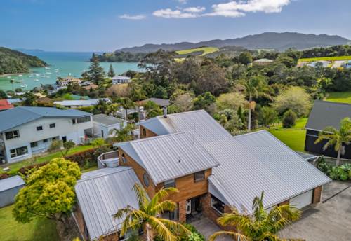 Mangonui, Embrace a Sea Change with Space, Style & Sea Views, Property ID: 921554 | Barfoot & Thompson