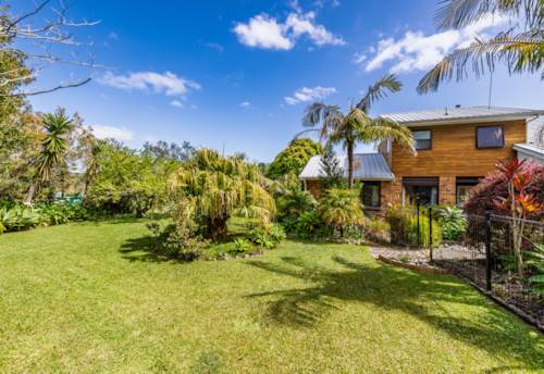 Mangonui, Embrace a Sea Change with Space, Style & Sea Views, Property ID: 921554 | Barfoot & Thompson