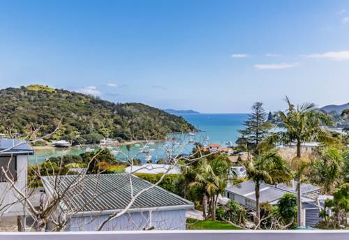 Mangonui, Embrace a Sea Change with Space, Style & Sea Views, Property ID: 921554 | Barfoot & Thompson