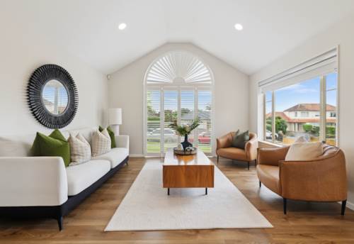 Golflands, BRICK AND TILE BEAUTY IN TOP LOCATION, Property ID: 922560 | Barfoot & Thompson