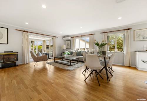 West Harbour, Spacious Family Haven, Property ID: 921837 | Barfoot & Thompson