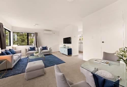 West Harbour, Home and Income with Subdivision Potential, Property ID: 922592 | Barfoot & Thompson