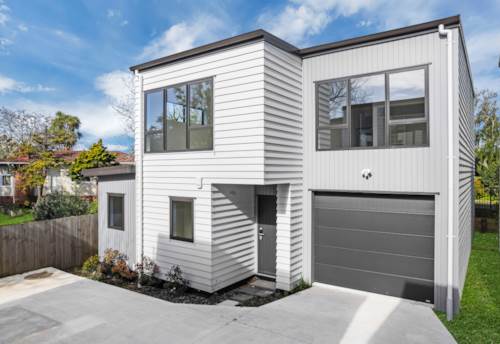 Mangere East, STAND-ALONE & FREEHOLD!, Property ID: 922707 | Barfoot & Thompson