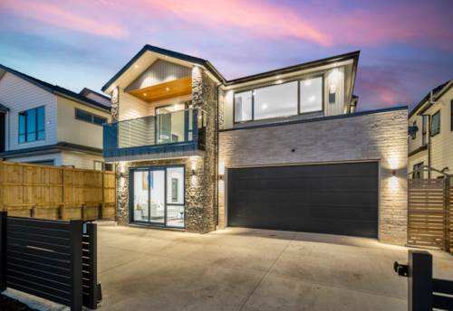 Flat Bush, Gem in Mission Heights! Must Be Sold at Auction, Property ID: 922907 | Barfoot & Thompson