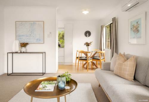 West Harbour, Solid, Spacious & Full of Heart!, Property ID: 923005 | Barfoot & Thompson