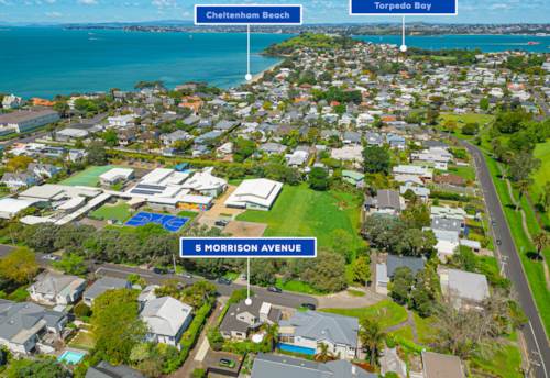 Devonport, Bright, Modern Living with Room to Grow, Property ID: 922865 | Barfoot & Thompson
