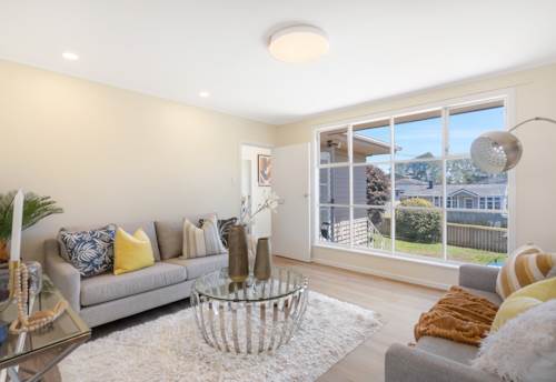 Mt Roskill, Ignore CV – the vendor wants it SOLD!, Property ID: 923324 | Barfoot & Thompson