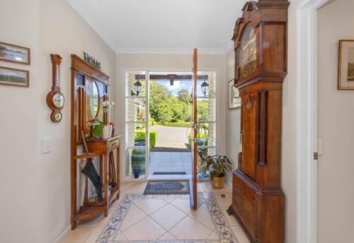 Clevedon, Rural Retreat by the Sea, Property ID: 923212 | Barfoot & Thompson