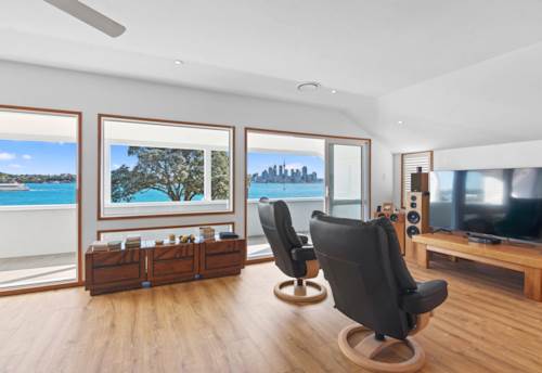 Devonport, The Best City View, An Amazing Apartment, Property ID: 923388 | Barfoot & Thompson