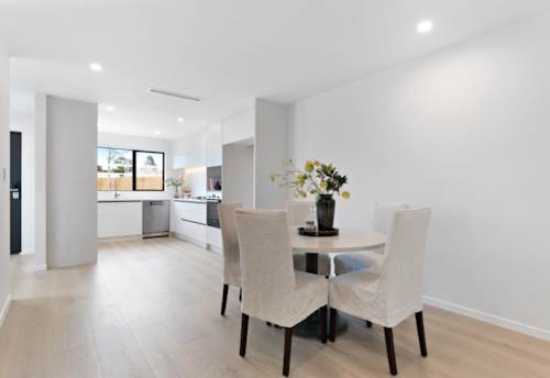 West Harbour, Standalone Spacious 4-Bedroom + Study, Property ID: 923501 | Barfoot & Thompson