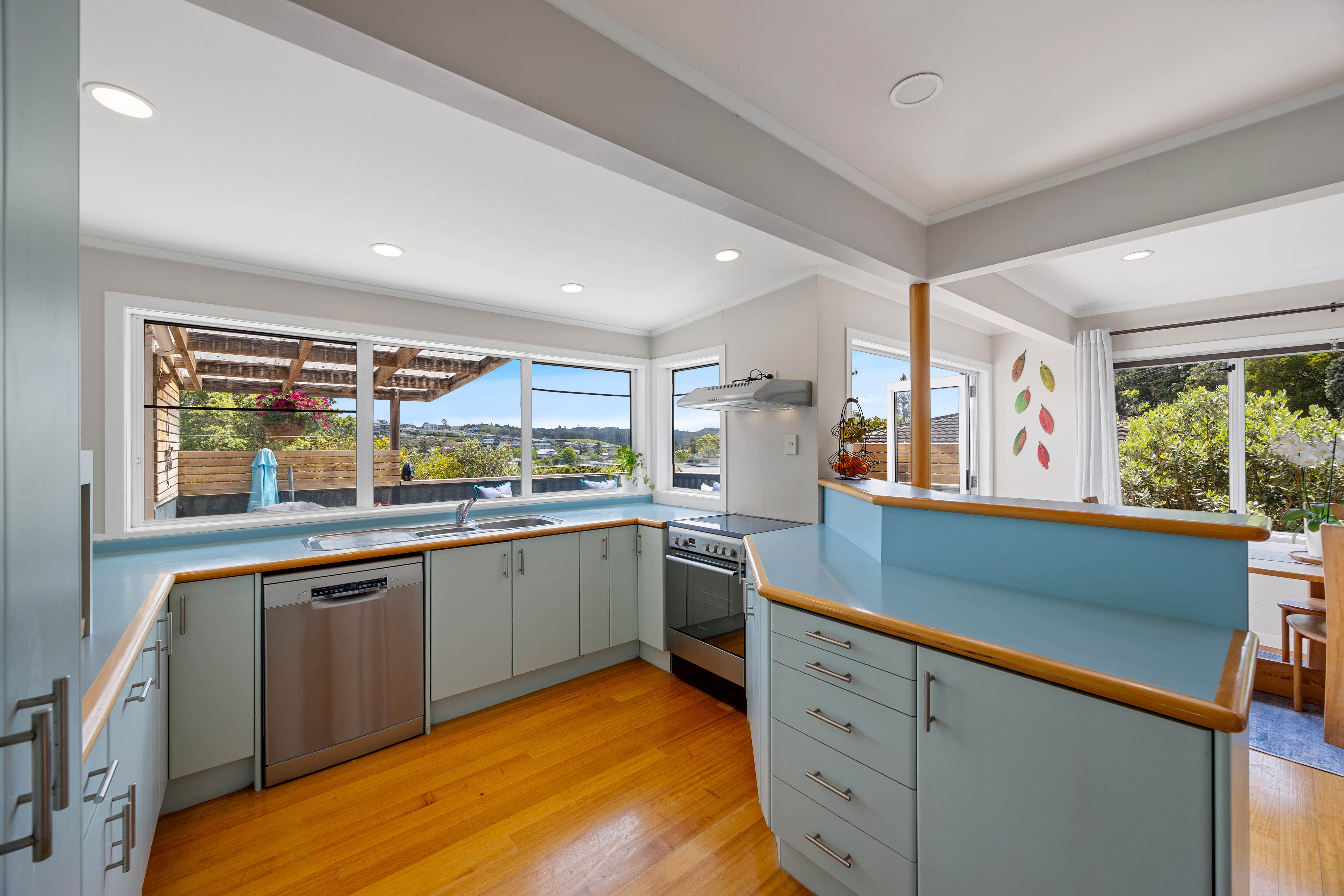 Hatfields Beach, Discover Slice of Hatfields Paradise, Property ID: 922917 | Barfoot & Thompson