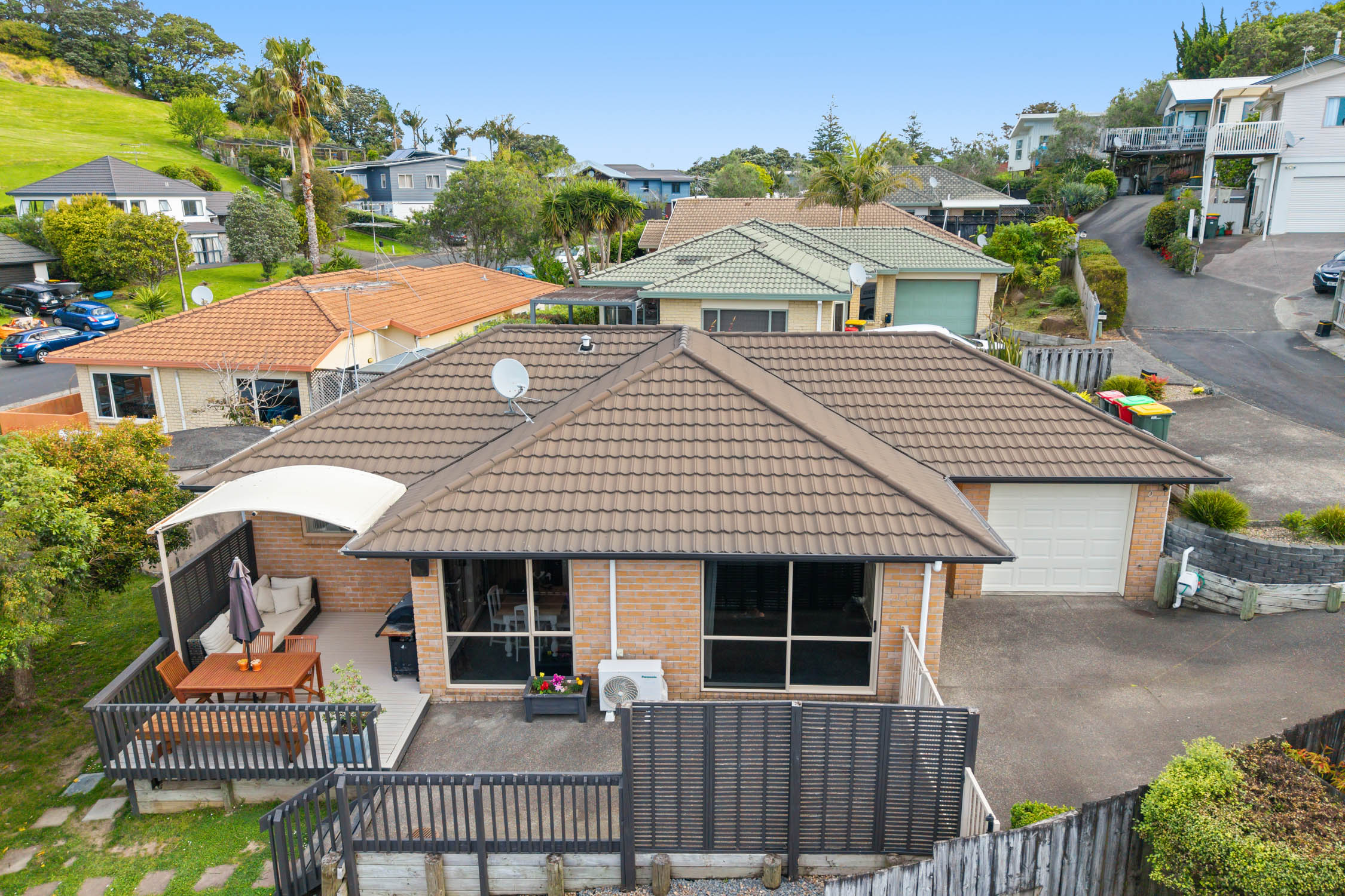 Arkles Bay, Your Search Ends Here: Arkles Bay Gem, Property ID: 923613 | Barfoot & Thompson