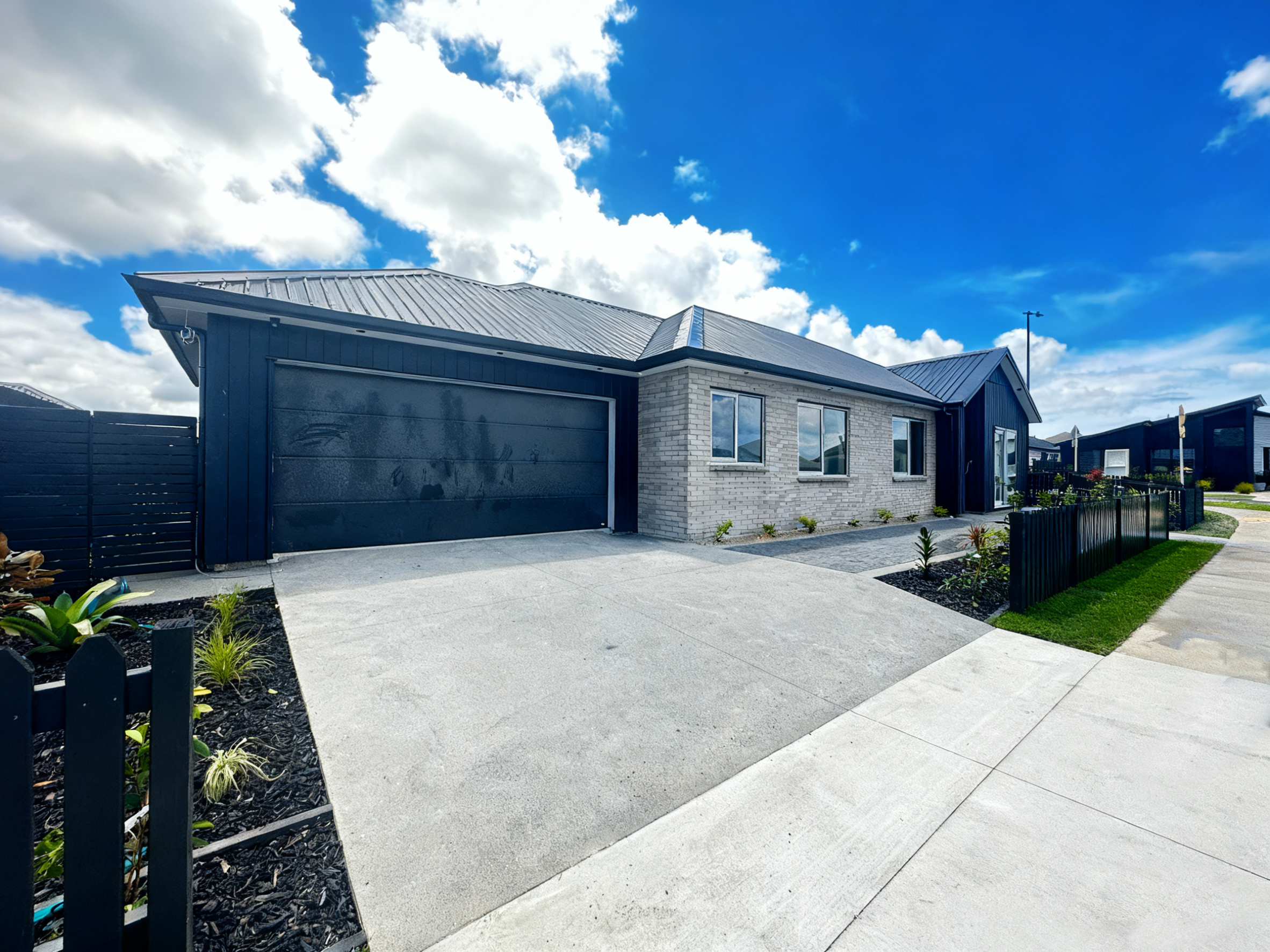 Milldale, Corner Family Haven with Granny Potential, Property ID: 923752 | Barfoot & Thompson