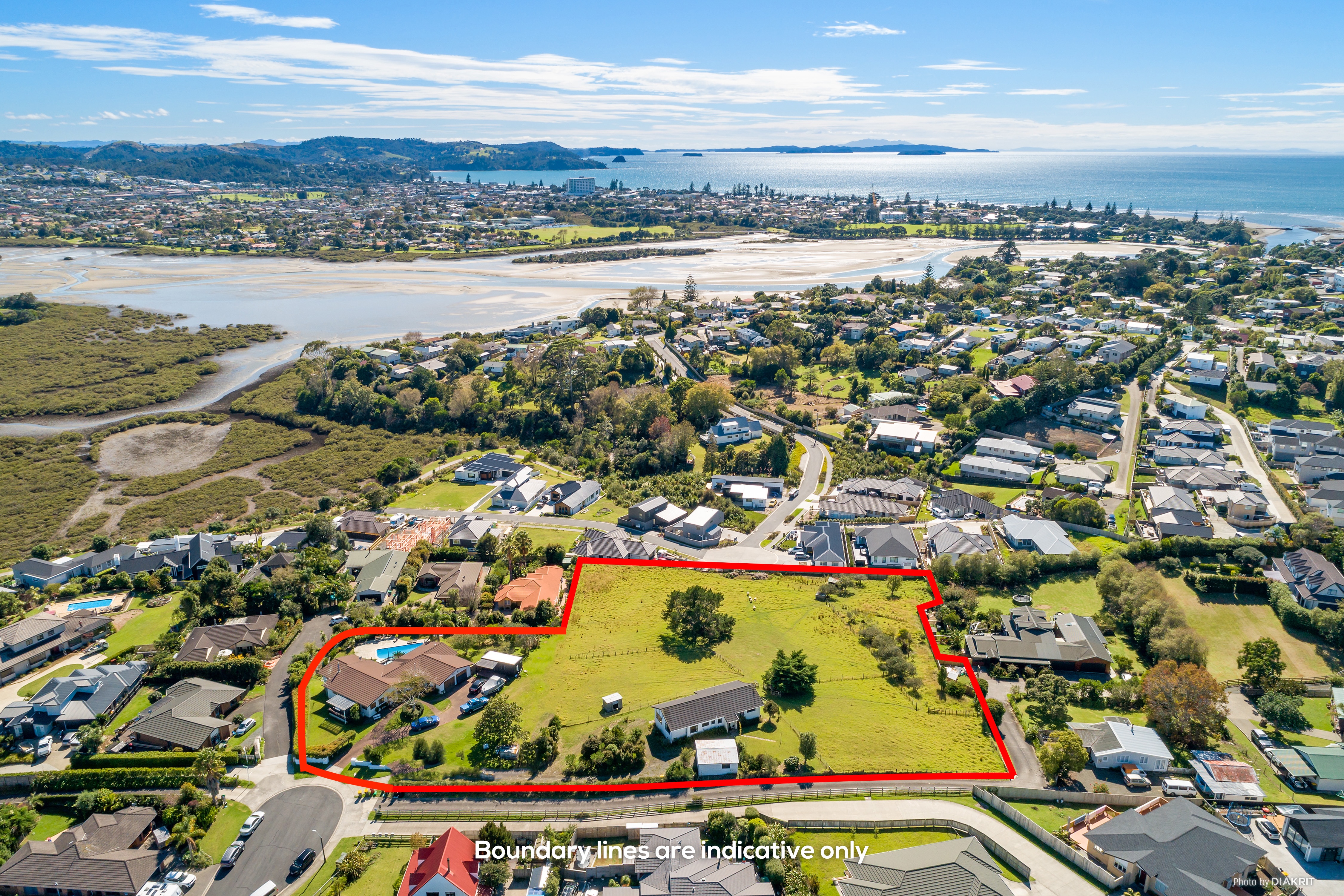 Red Beach, Red Beach Goldmine - 77 &amp; 86 Matija Place, Property ID: 923982 | Barfoot & Thompson