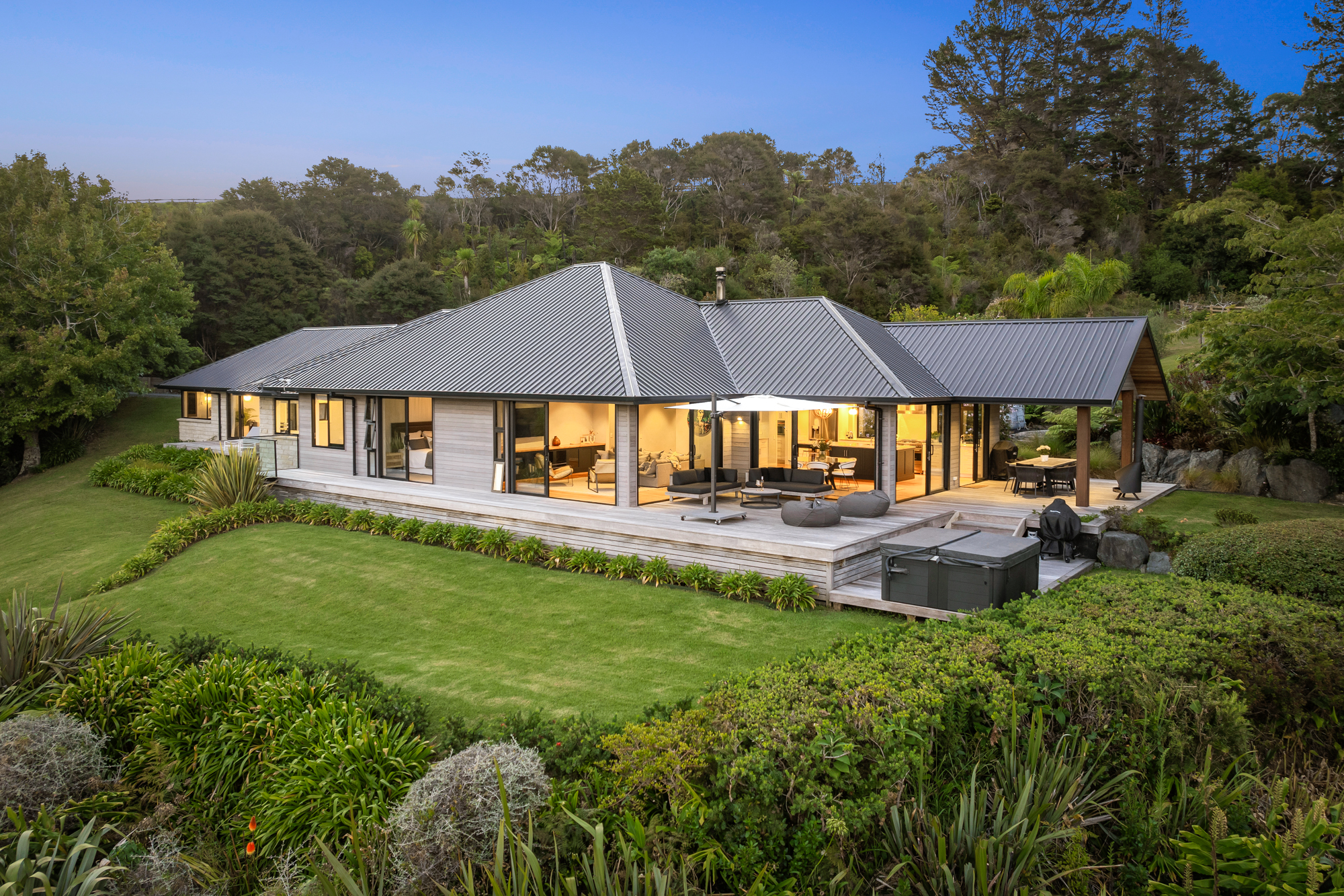 Matakana, A Once in a Lifetime Matakana Waterfront Estate, Property ID: 924171 | Barfoot & Thompson