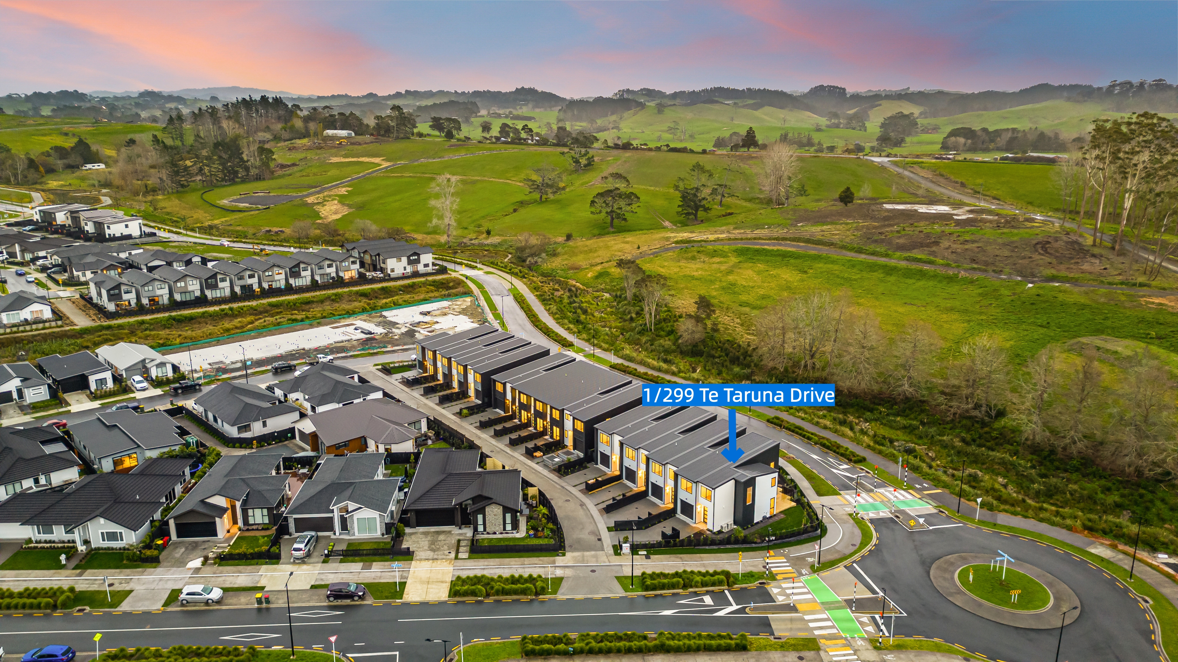 Milldale, Sun-Filled End Unit with Reserve Views, Property ID: 924259 | Barfoot & Thompson