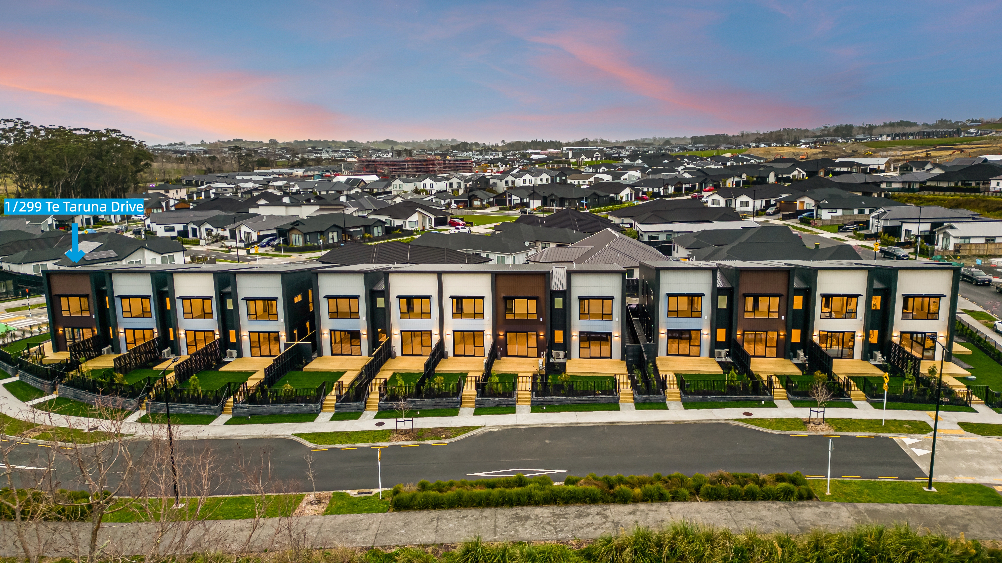 Milldale, Sun-Filled End Unit with Reserve Views, Property ID: 924259 | Barfoot & Thompson