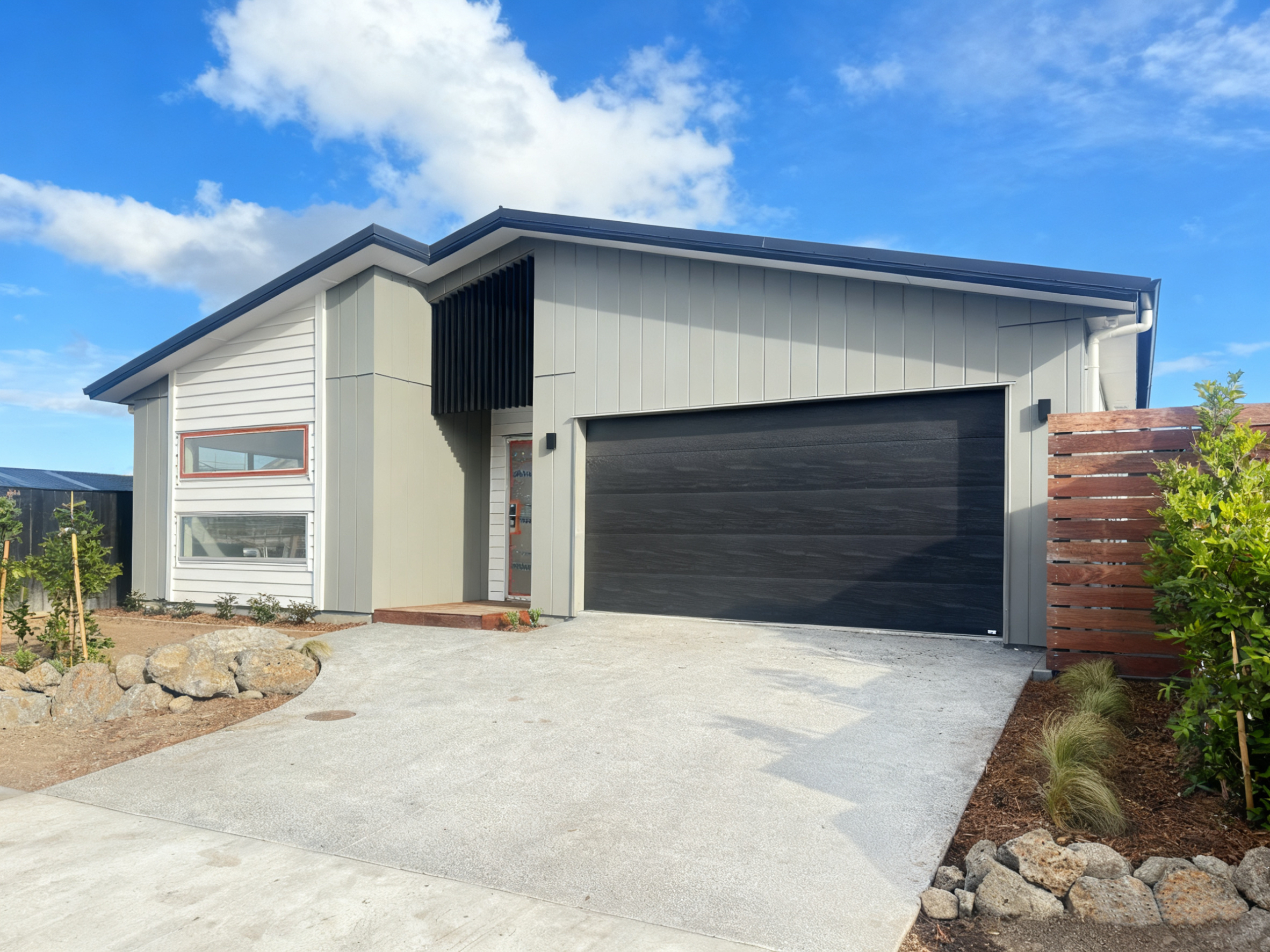 Milldale, Single-Level with 2 Living Areas, Property ID: 924130 | Barfoot & Thompson