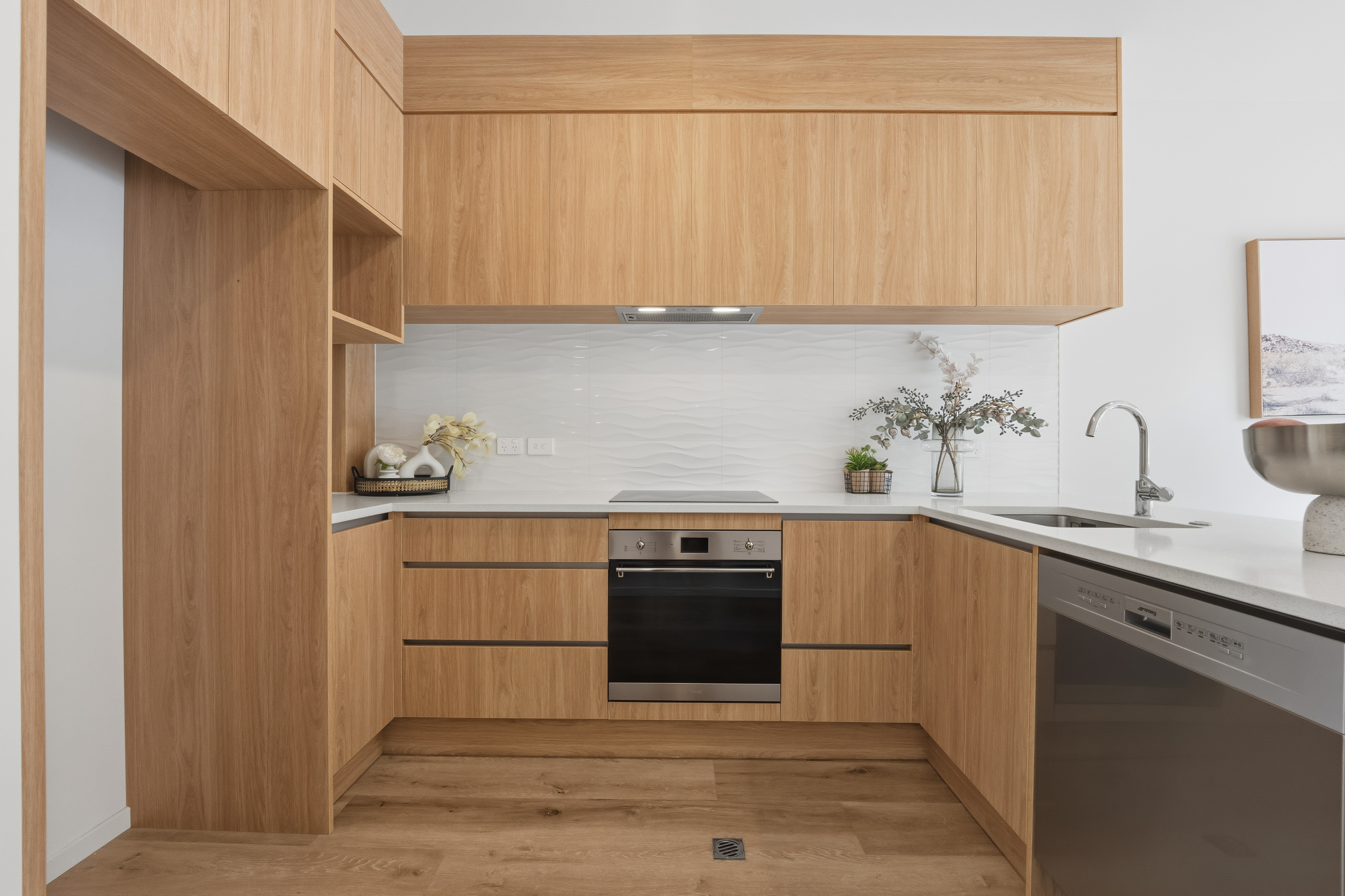 Stanmore Bay, Family &amp; Investor Gem: 3 Bedrooms, 3 Ensuites!, Property ID: 923476 | Barfoot & Thompson