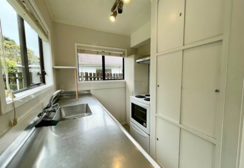 Mt Wellington, 1 WEEK FREE RENT AVAILABLE!, Property ID: 92000081 | Barfoot & Thompson