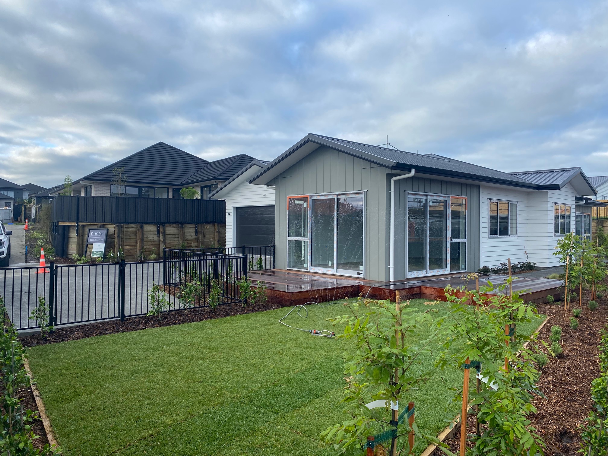 Milldale, Sunny Family home &amp; Great Parking, Property ID: 924146 | Barfoot & Thompson