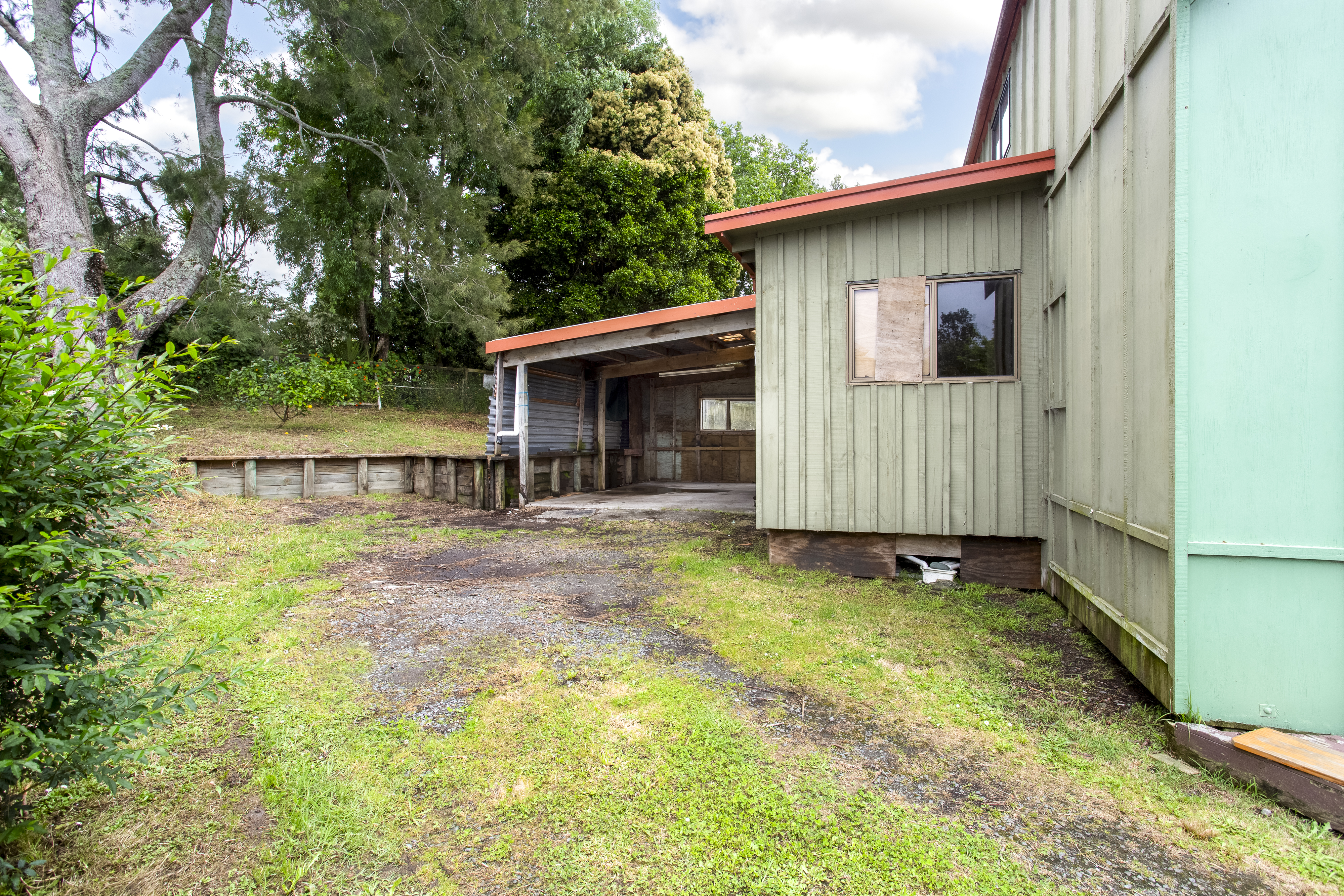 Helensville, A DOOSIE OF A DO-UP!, Property ID: 924190 | Barfoot & Thompson