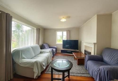 Panmure, Panmure bargain!, Property ID: 11013012 | Barfoot & Thompson