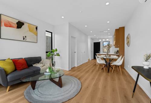 West Harbour, Bright ,Sunny & Convenient - 2BR+Study Room, Property ID: 924724 | Barfoot & Thompson