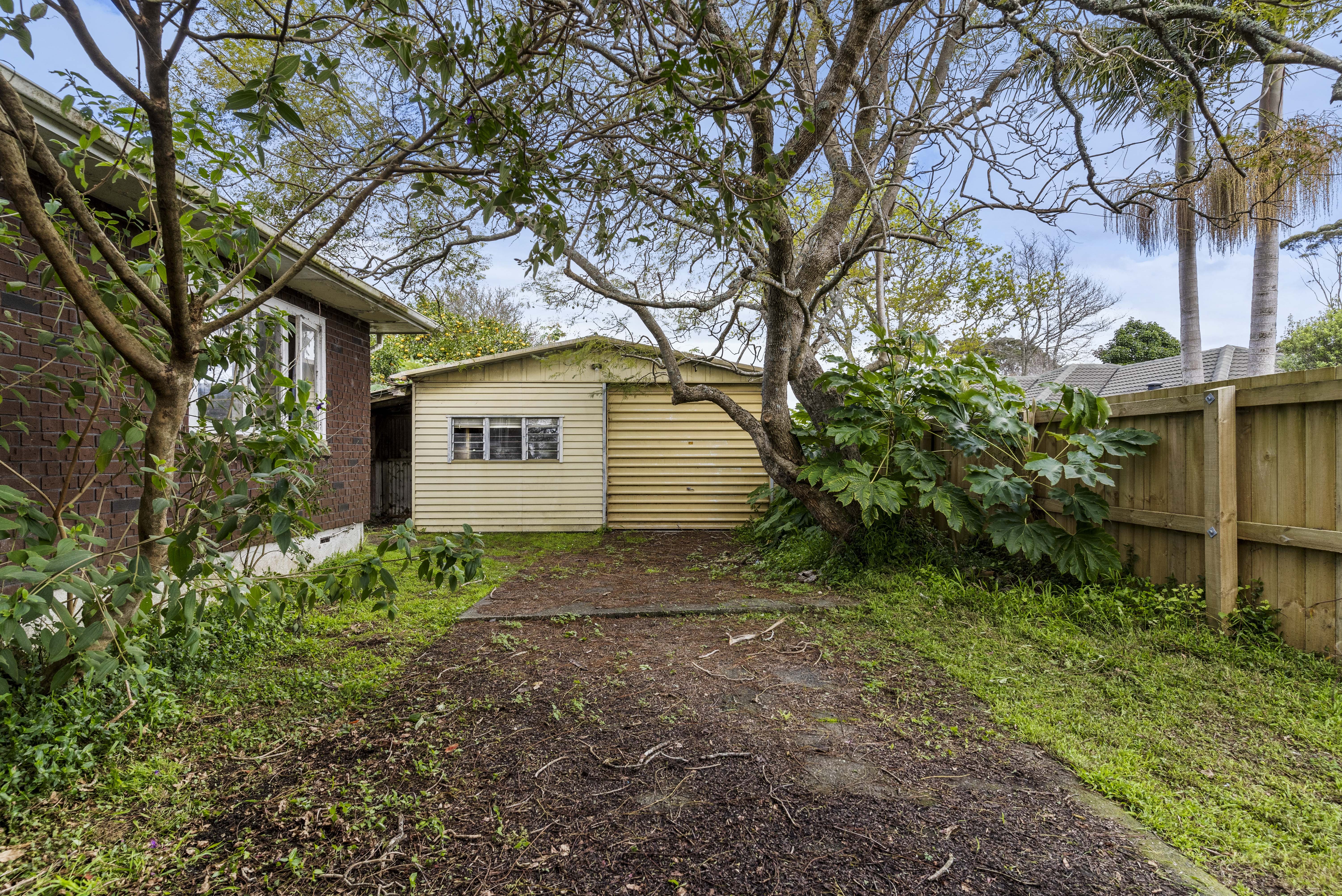 Photo 17 of 498 Swanson Road, Rānui, Auckland