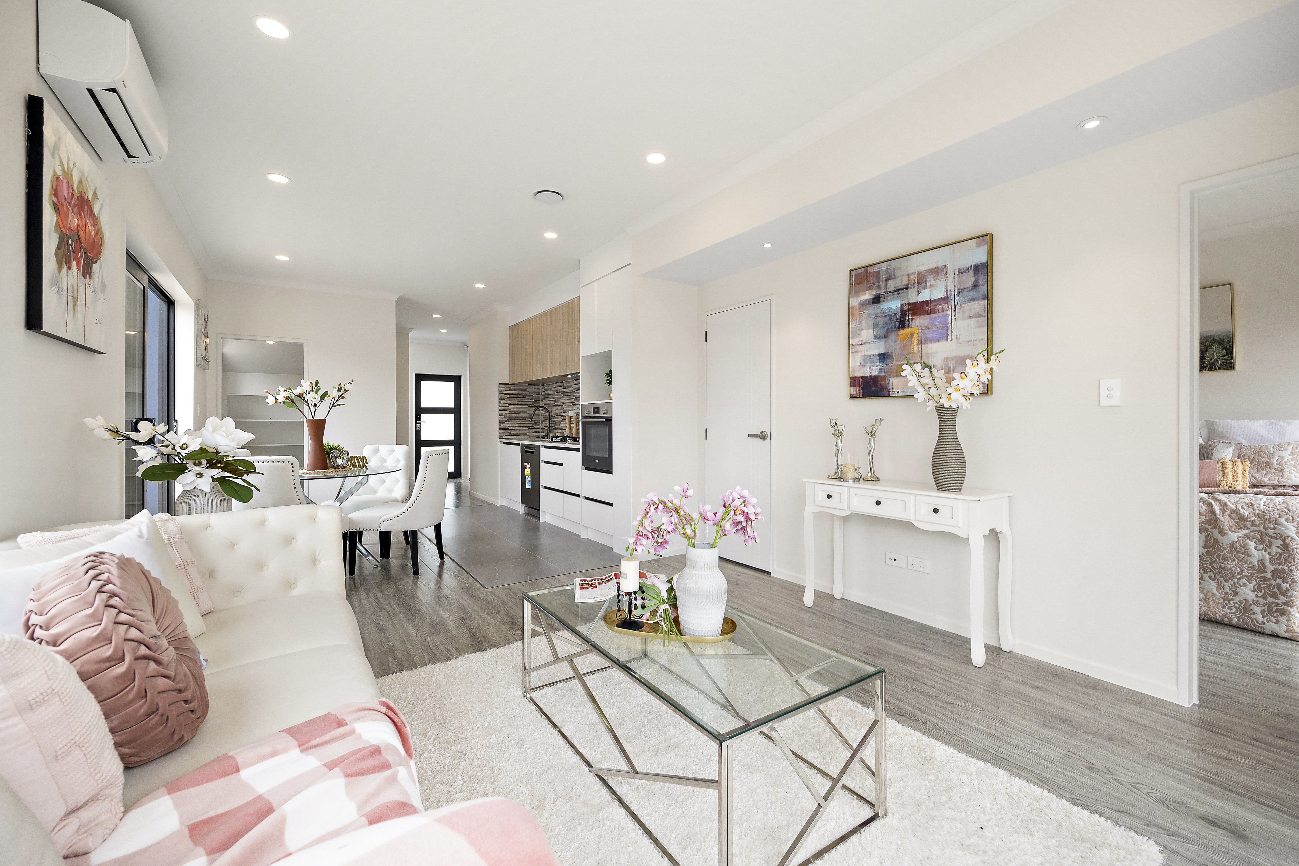 Photo 13 of 61A Hillcrest Road, Papatoetoe, Auckland