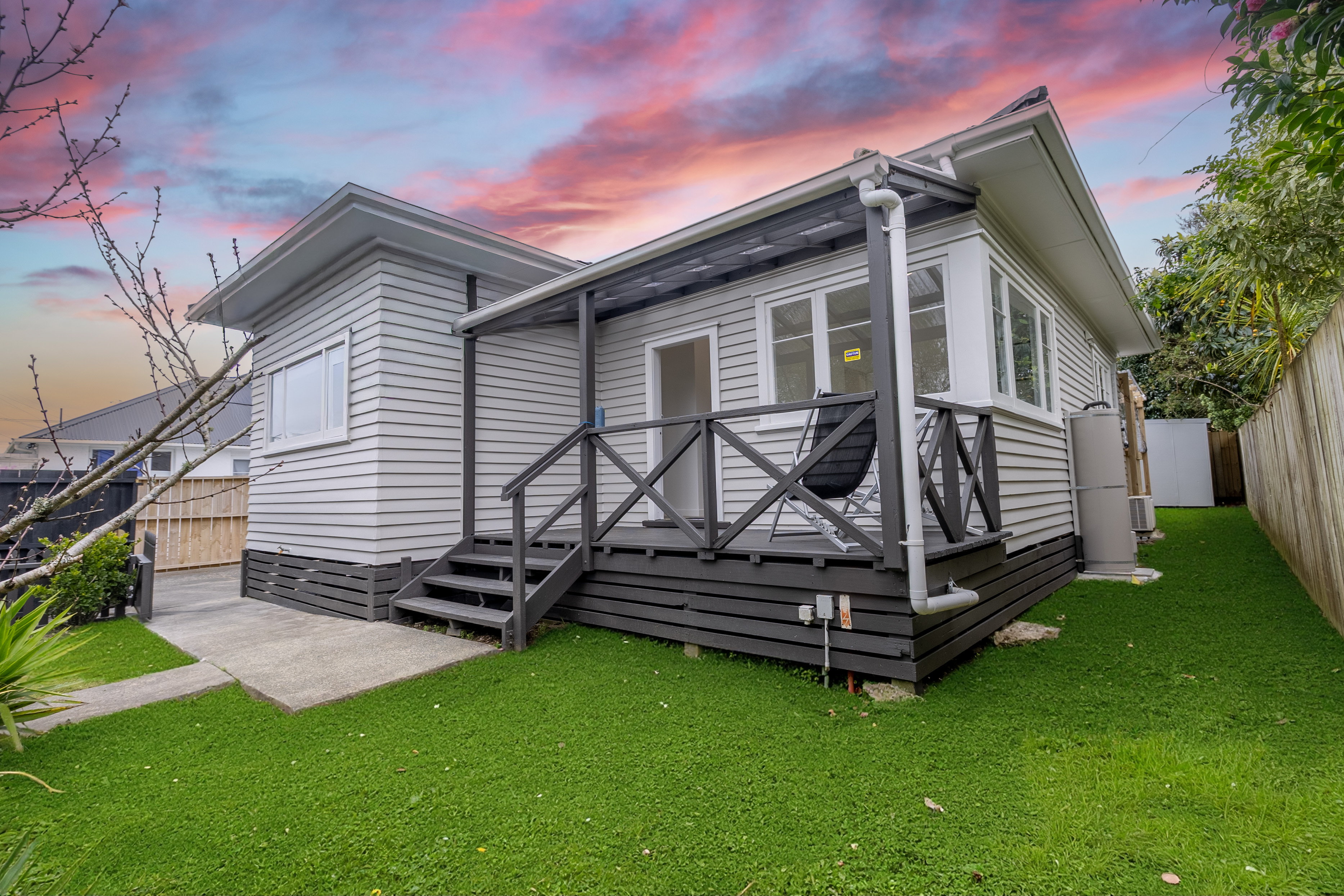 Photo 15 of 2 Riverpark Crescent, Henderson, Auckland