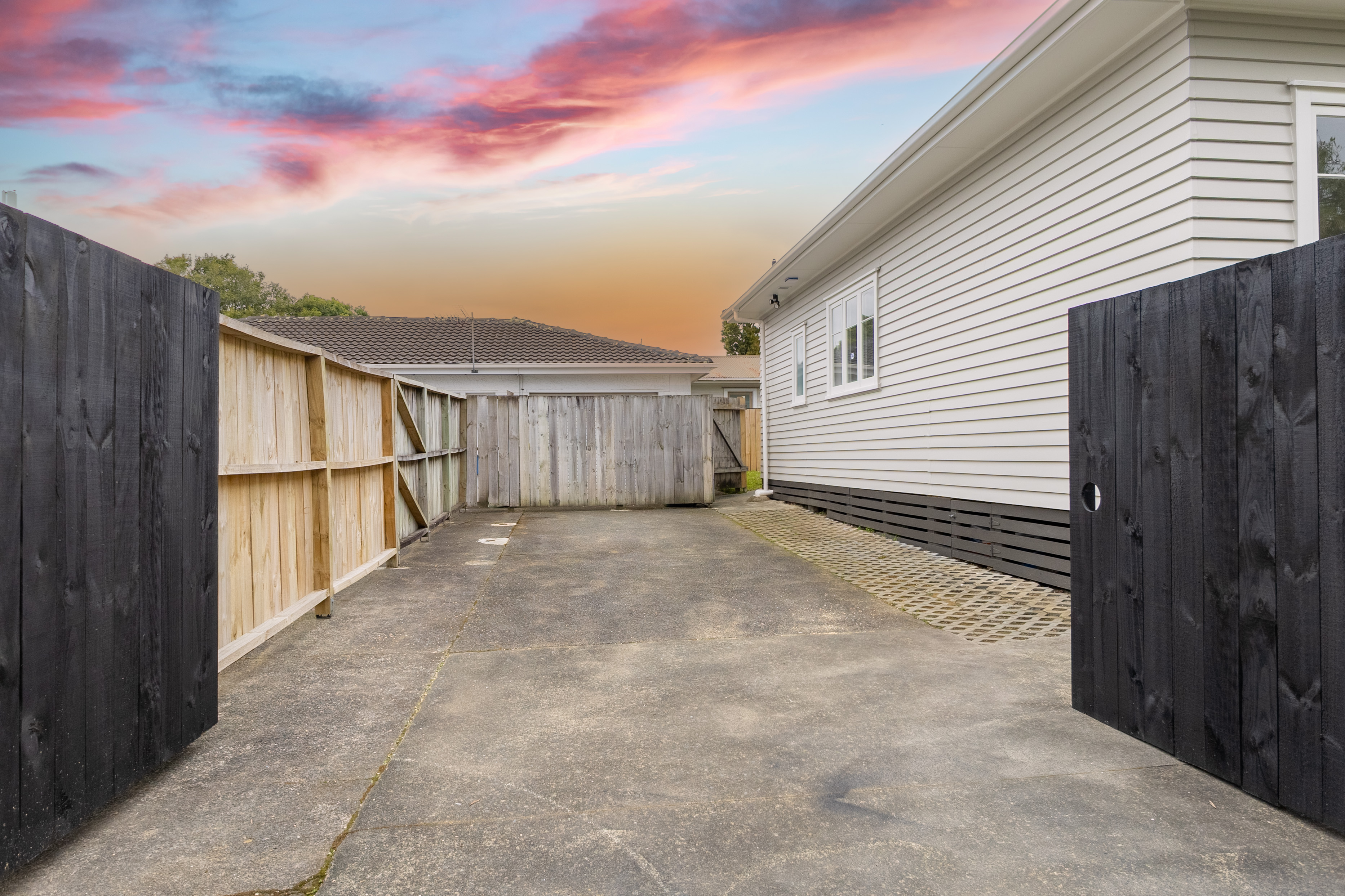 Photo 16 of 2 Riverpark Crescent, Henderson, Auckland