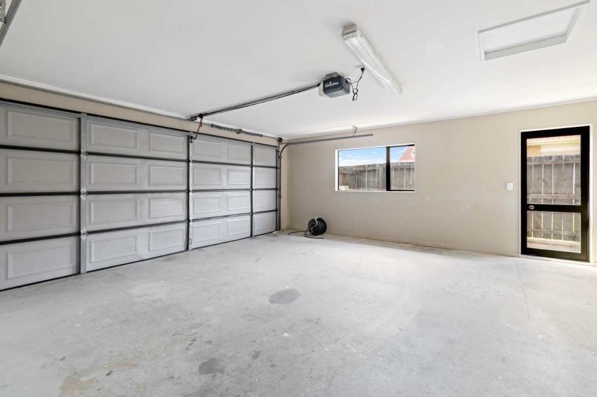 Photo 9 of 19 Prado Drive, Pukekohe