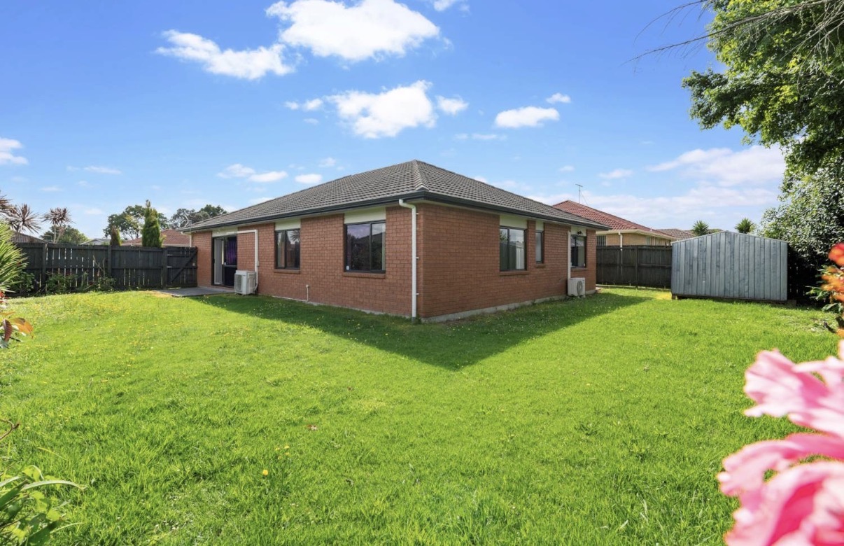 Photo 14 of 19 Prado Drive, Pukekohe